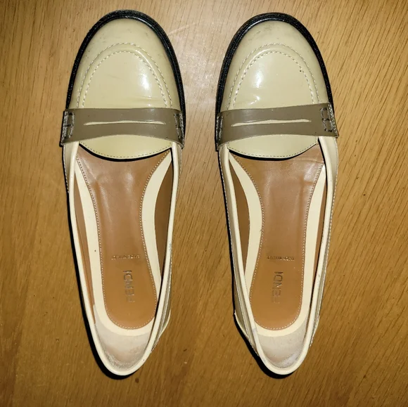 💖FENDI Beige Colorblock Patent Leather Penny loafers, EU 37 - Picture 9 of 11